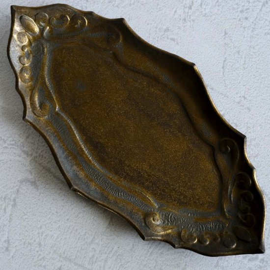 アラベスク文長皿画像