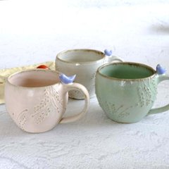 小鳥のマグカップの画像