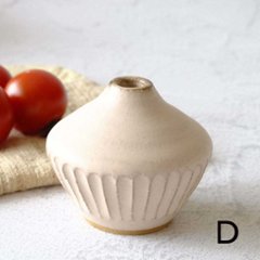 野の花一輪挿し画像