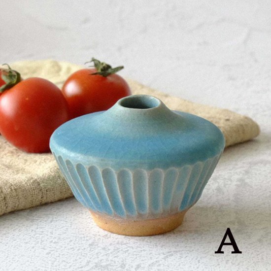 野の花一輪挿し画像