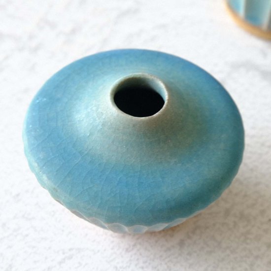 野の花一輪挿し画像