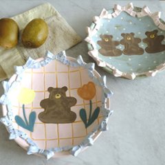 リボンのお皿の画像