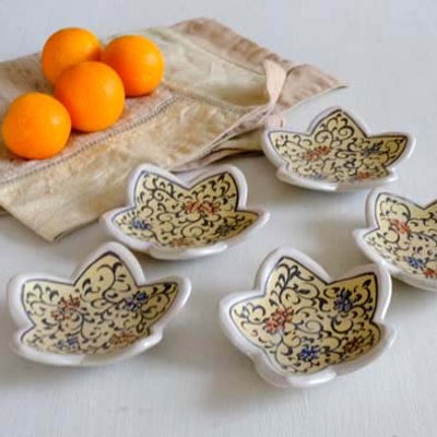 小皿花ぐもり（星花）の画像