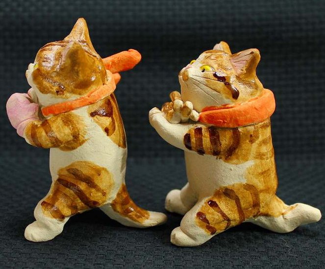 水谷 満 作 たき火セット　猫の焼き物たち 皿や器や招き猫画像