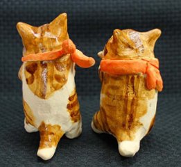 水谷 満 作 たき火セット　猫の焼き物たち 皿や器や招き猫画像