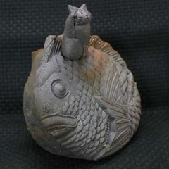 水谷満 作 鯛の花入れ 猫の焼き物たち 皿や器や招き猫画像