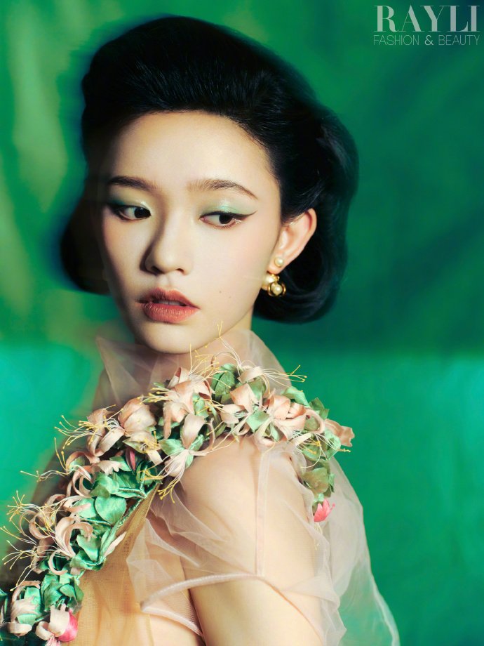 メール便送料無料】雑誌/ 瑞麗服飾美容雜志 2024年5月 中国版 林允