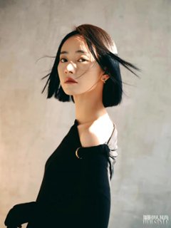 【メール便送料無料】雑誌/ 瑞麗伊人風尚雜志 2023年2月 中国版　劉雅瑟（リウ・ヤースー）：表紙！記事掲載！ Rayli Her Style ef　中国雑誌画像