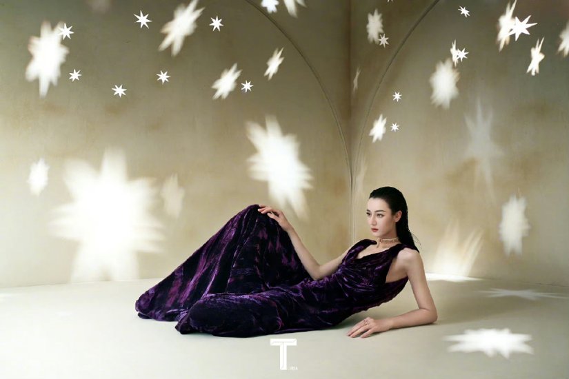 【メール便送料無料】雑誌/ T Magazine風尚志 錦綉 2023年4月 中国版　迪麗熱巴（ディリラバ）：表紙！記事掲載！ Tマガジン　中国雑誌画像