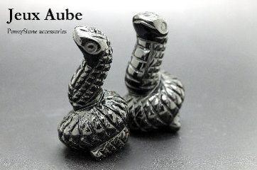 金運・健康・開運・魔除け｜ブラックオブシディアン 蛇彫刻 モチーフ置物｜天然石 パワーストーン 通販 ジュ・オーヴの画像