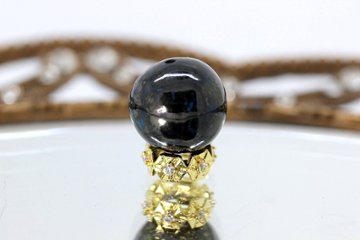 ＜完売＞邪気を砕き、運命を切り拓く――神鋼の守護石 アイアンクリソコラ ヘマタイト共生 粒売り 約12.5mm 天然石パワーストーン通販 ジュ・オーヴ画像