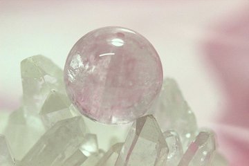 Celestia Love（モルガナイト） 約14.3mm｜真実の愛を導くロマンティックストーン 天然石パワーストーン通販 ジュ・オーヴ画像