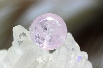 Celestia Love（モルガナイト） 約14.3mm｜真実の愛を導くロマンティックストーン 天然石パワーストーン通販 ジュ・オーヴ画像