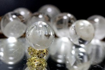 白影転生（はくえいてんせい）｜ホワイトファントムクォーツ 粒売り 約13〜13.5mm｜停滞突破・再生・金運上昇・守護｜天然石パワーストーン通販 ジュ・オーヴ画像