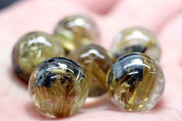 希少石！金運・財運・魔除け 八種の雷神が宿る 雷神タイチンルチル 粒売り 約14～14.5mm 大玉 天然石 パワーストーン画像