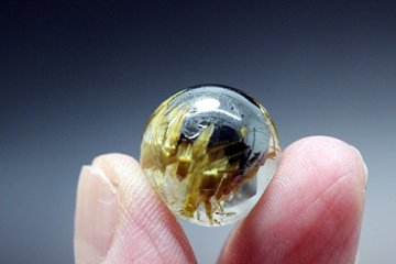 希少石！金運・財運・魔除け 八種の雷神が宿る 雷神タイチンルチル 粒売り 約14～14.5mm 大玉 天然石 パワーストーン画像