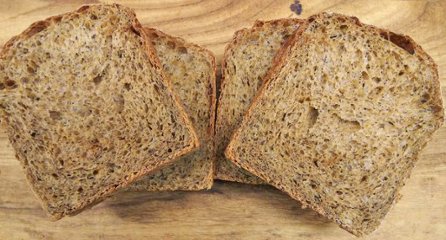 お米入り食パン　珈琲アーモンドの画像