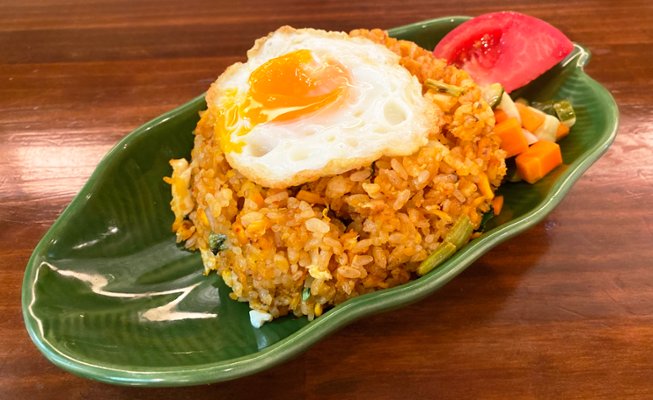 ボリュームたっぷり！チャべオリジナルナシゴレン/ Nasi goreng　【halal】の画像