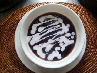 黒米のライスプディング、ココナッツミルクかけ/Bubur ketan hitam　【Halal、Vegetarian】の画像