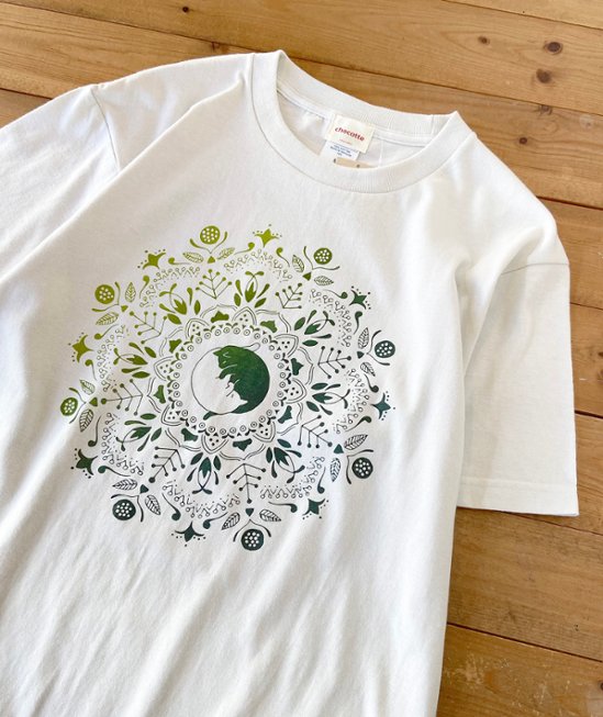 ねこの曼荼羅Tシャツ（グラデーション）黄緑画像