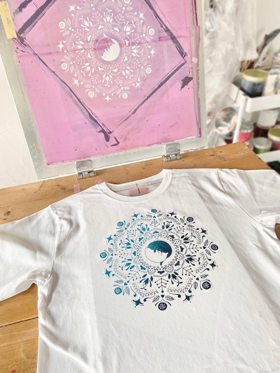 ねこの曼荼羅ビッグシルエットT（ブルーグラデ）画像