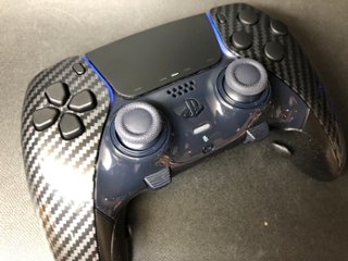 完成品 エッジセールVol.24 edge カーボン背面４ボタン画像