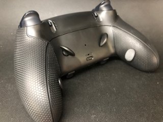 完成品 エッジセールVol.32 edge ブラック背面４ボタン画像