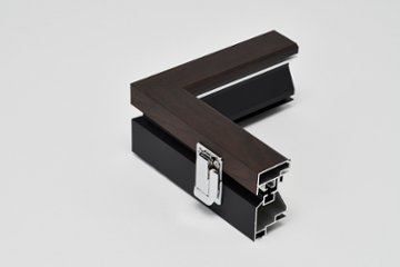 【メーカー直送品】アルナ 前開き式ユニフォームケース UVカットアクリル仕様 ユニフォーム・Tシャツ用額画像