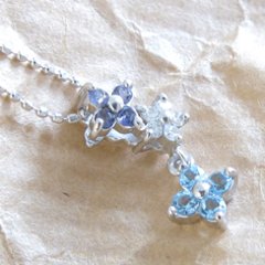 【Pure Flower Necklece】フラワーネックレス/K18WG（ホワイトゴールド）マルチカラー ホワイトゴールドネックレス画像