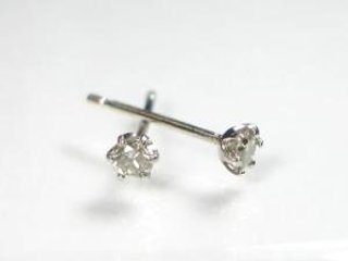 天然ダイヤモンドピアス・0.1ｃｔ/K10（ホワイトゴールド）(ピンクゴールド)(イエローゴールド)   天然ダイヤ　４月誕生石の画像