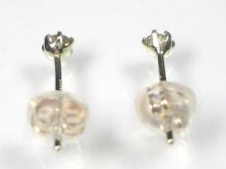 天然ダイヤモンドピアス・0.1ｃｔ/K10（ホワイトゴールド）(ピンクゴールド)(イエローゴールド)   天然ダイヤ　４月誕生石画像