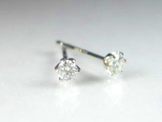 【Platinum　Pierce】天然ダイヤモンドピアス合計 0.1ｃｔ/Pt900（プラチナ）   天然ダイヤピアス　４月誕生石画像