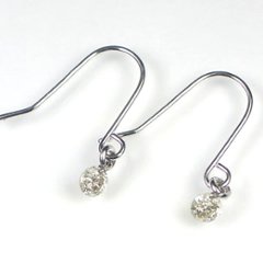 【レーザーホール】揺れる一粒ダイヤモンドピアス 0.1ｃｔ/K18WG(ホワイトゴールド)　ダイヤピアス  18金画像