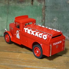 テキサコ オイル ダイキャストミニカー 1943 TEXACO 1/34サイズ T-23 GMC タンカー レッド 貯金箱 アメリカン雑貨画像