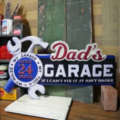 アンティークエンボスプレート ダイカット ブリキ看板 DAD'S GARAGE アメリカン雑貨の画像