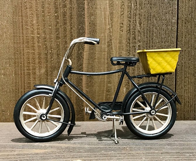 ブリキのおもちゃ バスケット 自転車 グッドオールド ブリキ製自転車　アメリカン雑貨画像