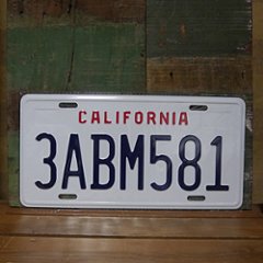 カリフォルニア 3ABM581　ナンバープレート  アルミサインプレート　アメリカン雑貨の画像