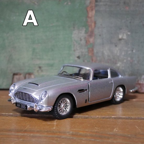 アストンマーティン【 ASTON MARTIN DB5】  プルバックミニカー　007　キンスマート アメリカン雑貨画像