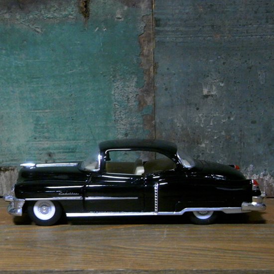 キャデラック ダイキャストミニカー 1953 Cadillac 1/43 レトロミニカー アメリカン雑貨画像