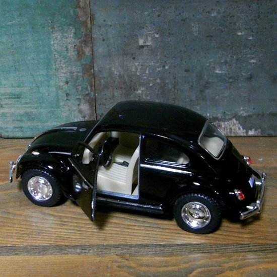 フォルクスワーゲン クラシック ビートル 1967 Volkswagen 1/32 レトロミニカー アメリカン雑貨画像