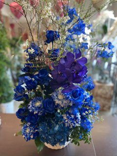 ブルーアレンジメントの画像