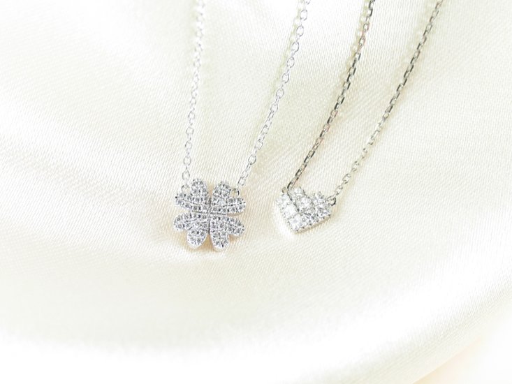 fourheartclover necklace k18wg/diamond(フォーハートクローバー ネックレス k18ホワイトゴールド/ダイア)画像