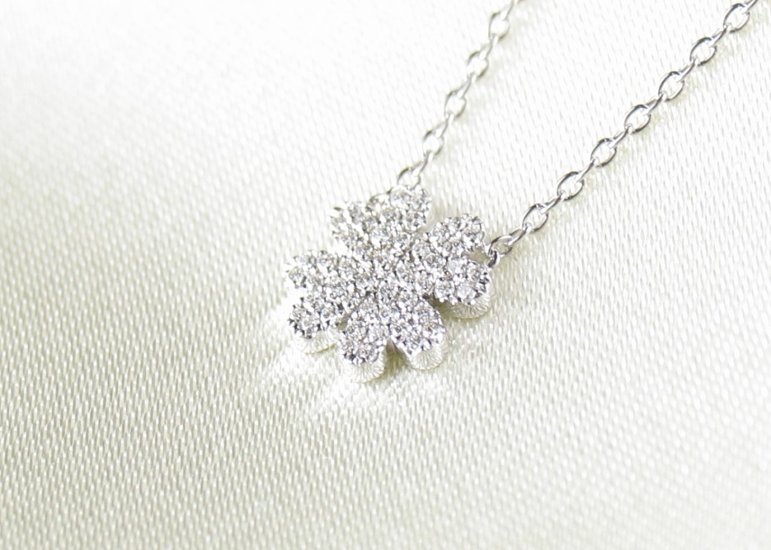 fourheartclover necklace k18wg/diamond(フォーハートクローバー ネックレス k18ホワイトゴールド/ダイア)画像