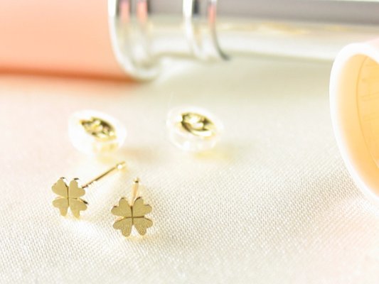 fourheartclover pierce k18yg(フォーハートクローバー ピアス k18イエローゴールド)の画像