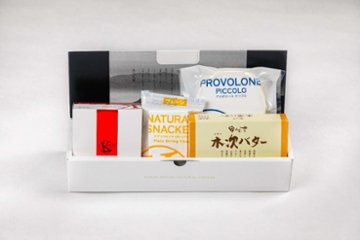 【木次乳業】きすきのナチュラルチーズとバターセットの画像