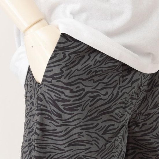 RVCA BA041-621 RESTLESS SHORT ウォークショーツ ゼブラ柄 HONブラウン/CHCチャコール画像