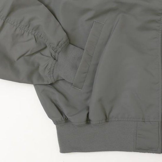 アルファ　L2B  Alpha Industries 797-6152014 L-2B HUNTER RELAXED  Fligth Jacket 軽量、リラックス、防水性 ミりタリー MA1　画像