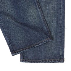 EDWIN　EBT04 BLUE TRIP   ZIP LOOSE　STRAIGT ジップルーズストレート  レザーフラップジップバックポケット 細部にこだわった日本人の為のデニムです画像