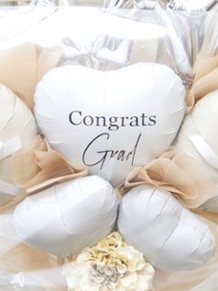 【バルーンバンチ】レターバルーンハートバンチ エクルベージュ画像