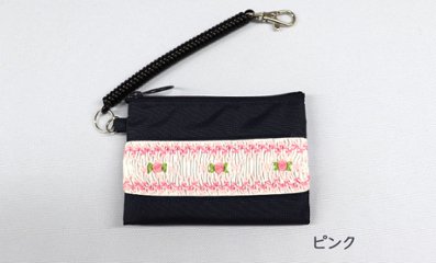 【ネット限定】スモッキング刺繍入り ナイロン製パスケース ｜小銭入れ付き画像